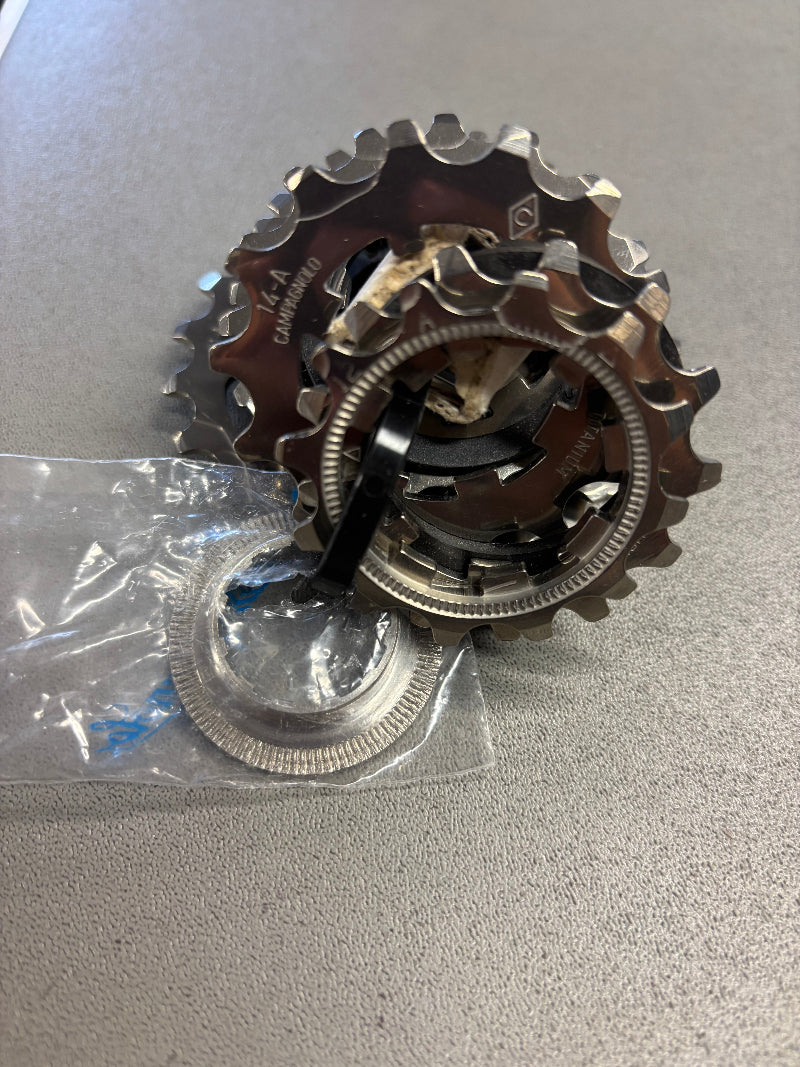 CASSETTA PIGNONI CAMPAGNOLO TITANIO 8V