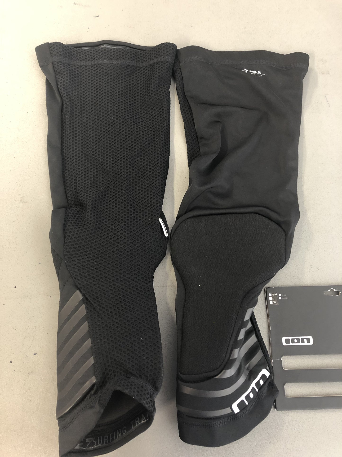 PROTEZIONE PER LE GINOCCHIA ION