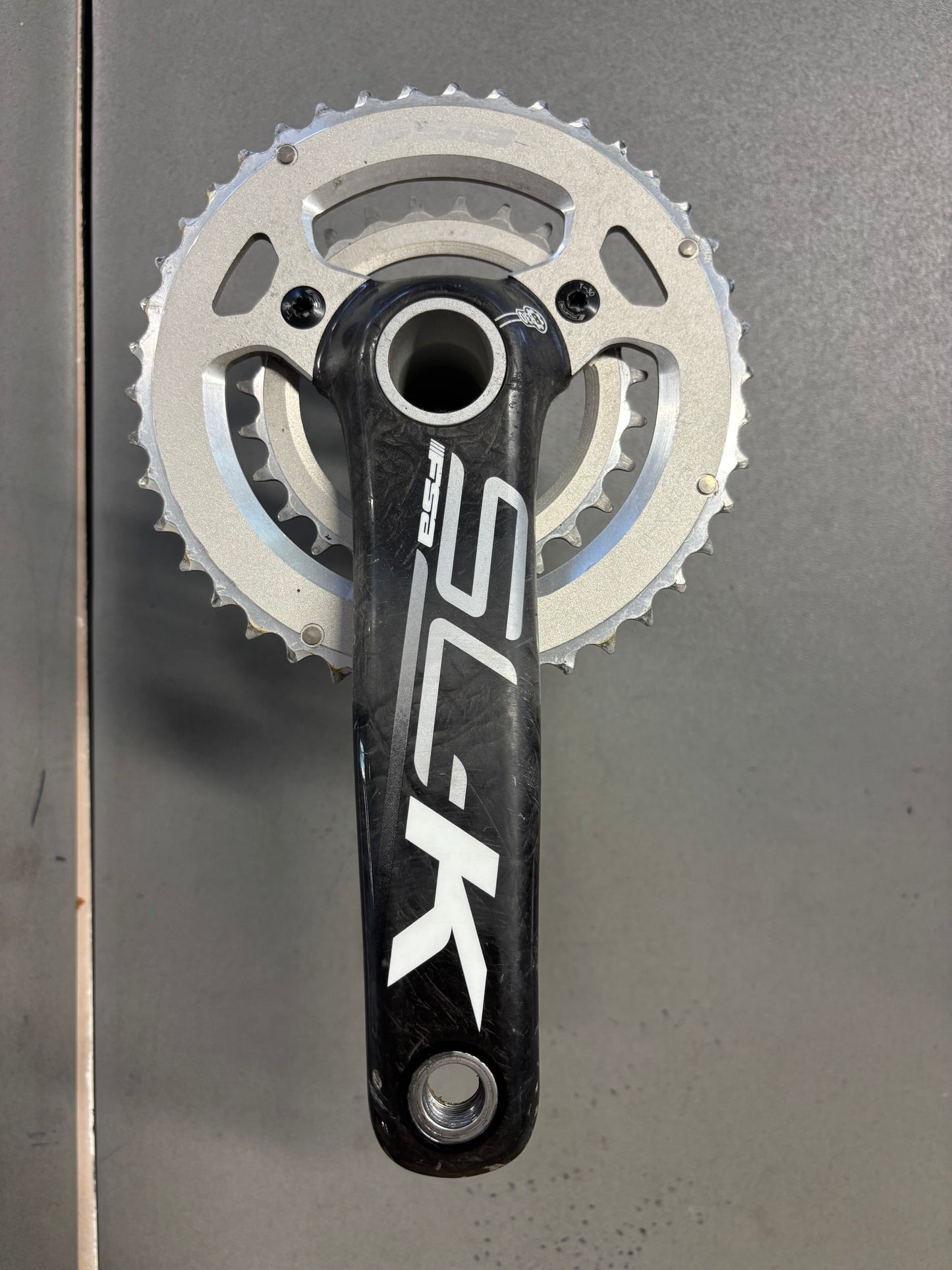 GUARNITURA FSA SLK CARBONIO USATA