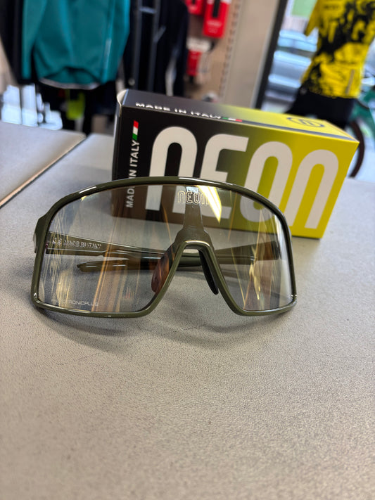 OCCHIALE NEON STRATUS DARK OLIVE