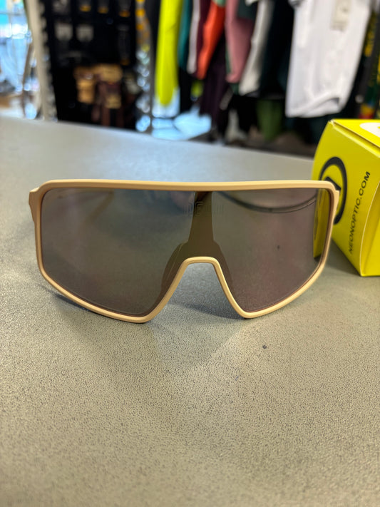 OCCHIALE NEON STRATUS SAND MATT