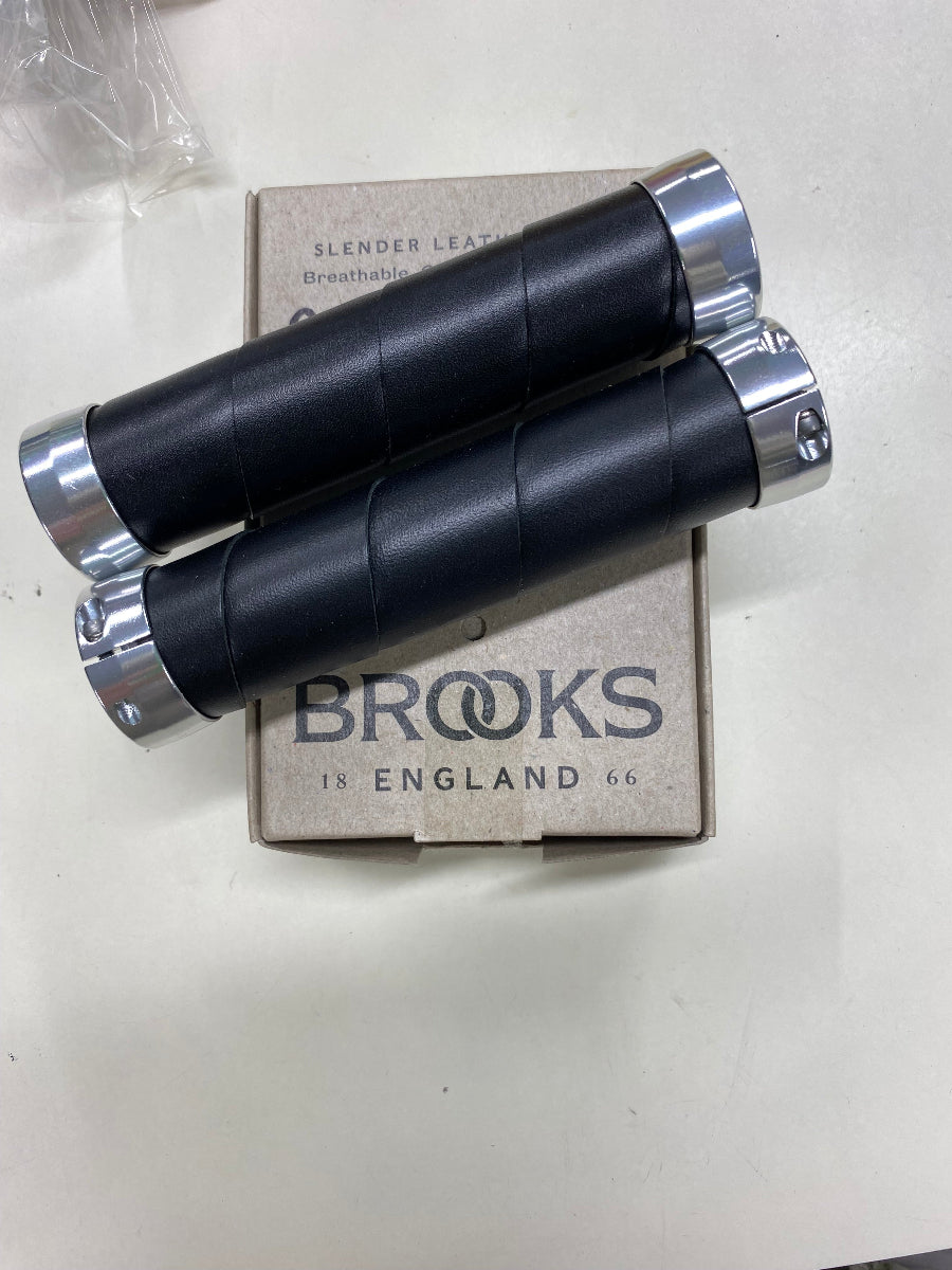 MANOPOLE PELLE NERA BROOKS ORIGINALI